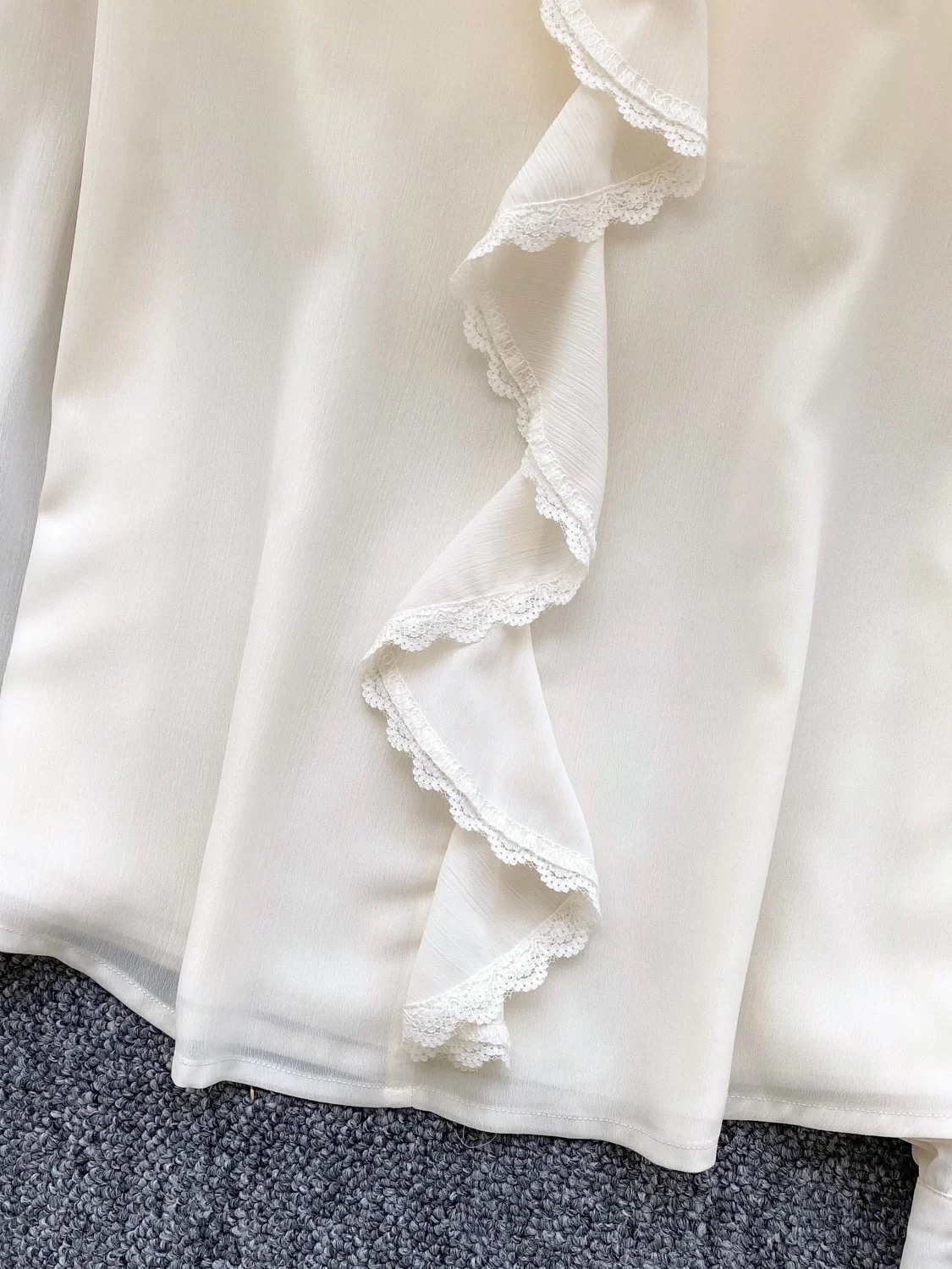 Melt with you blouse BE450 images